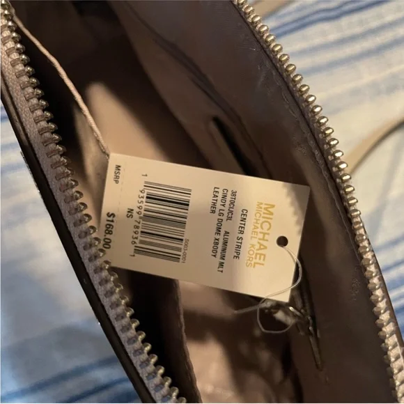 Michael Kors crossbody/shoulder bag - Picture 7 of 11